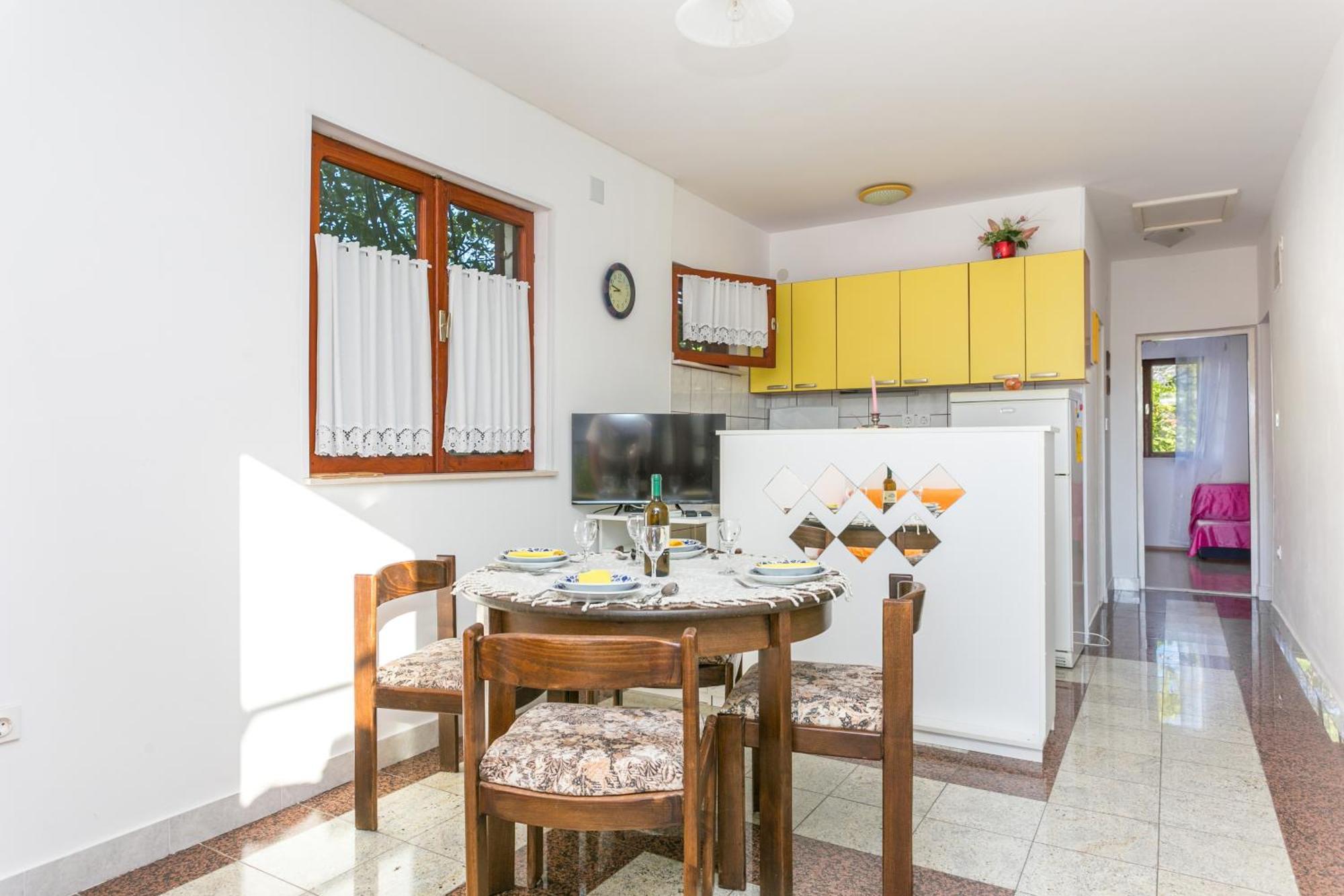 Apartments By The Sea Seget Vranjica, Trogir - 1038 Rum bild